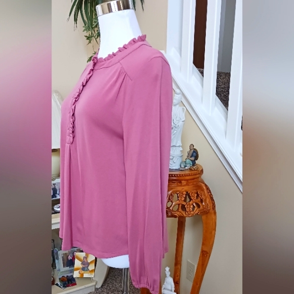 Daily Thread Ruffle Collar Top Sz M NWOT Pink - Picture 3 of 12